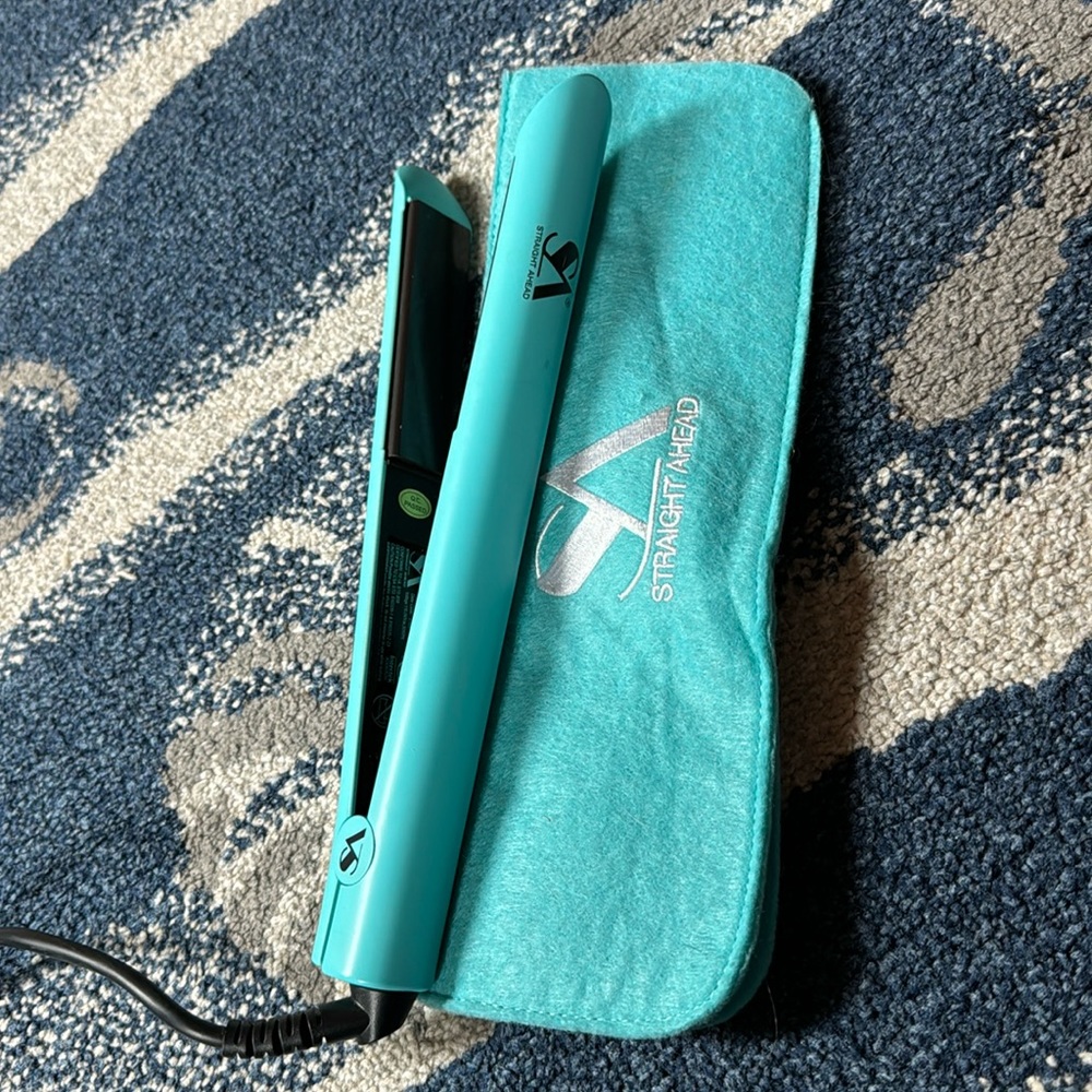VS Straight Ahead Straightener